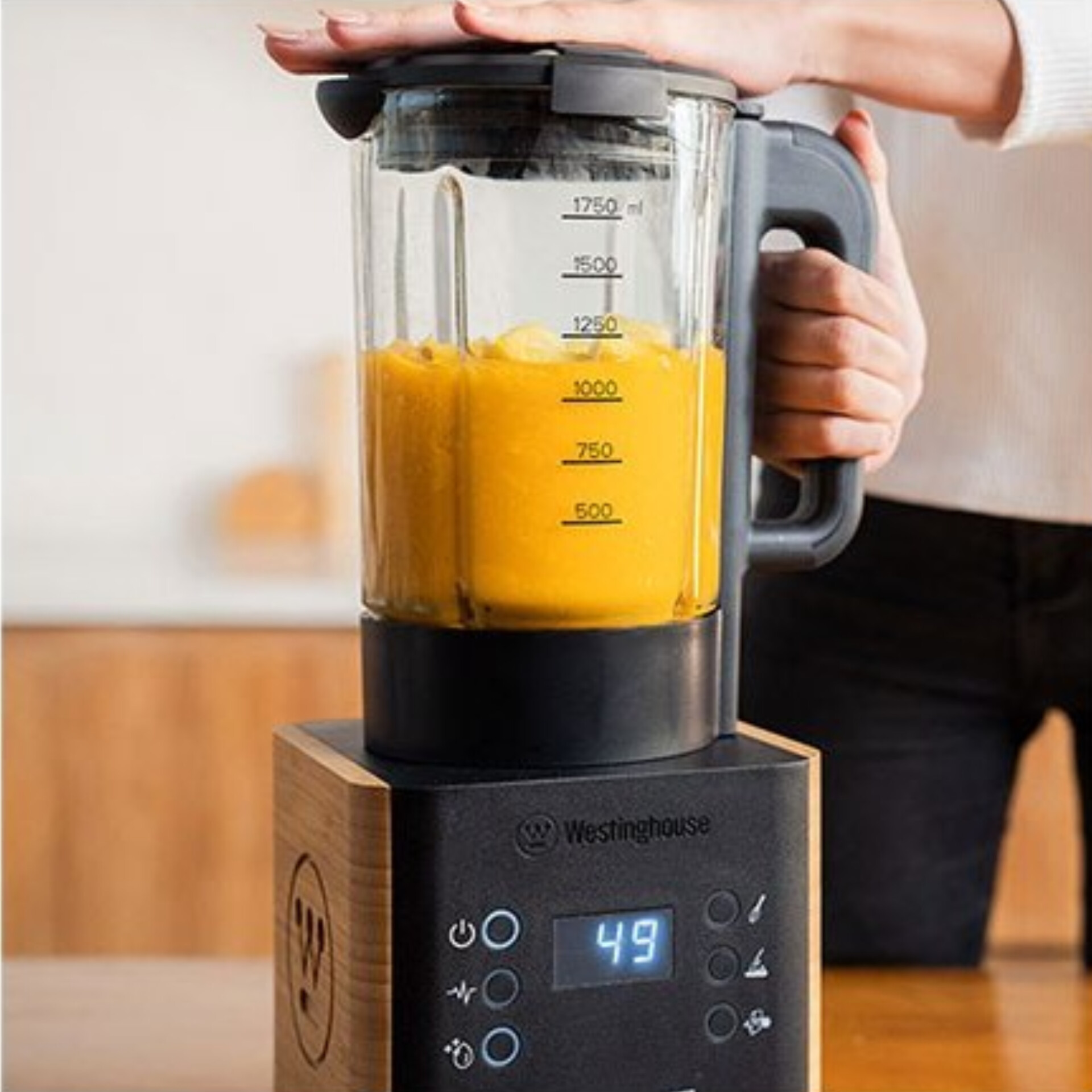 مخلوط کن حرفه‌ای بامبو وستینگ هاوس F 01 BB – Westinghouse F01BB Bamboo Blender