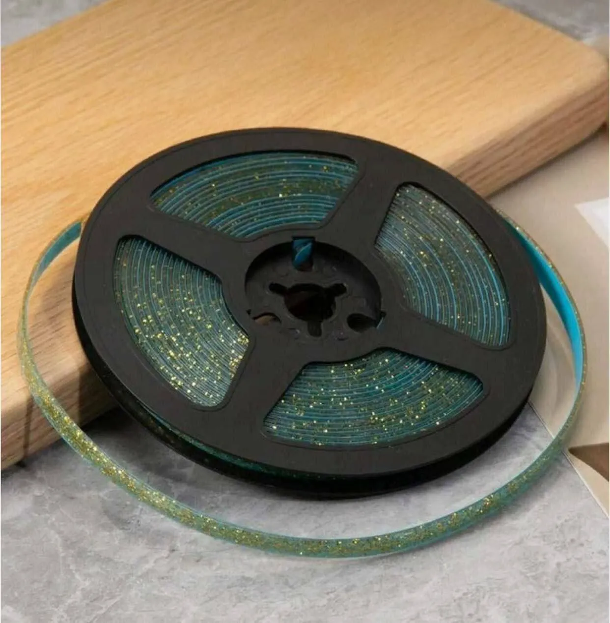 نوار درزگیر دور اجاق گاز و سینک شبرنگی ۲متری